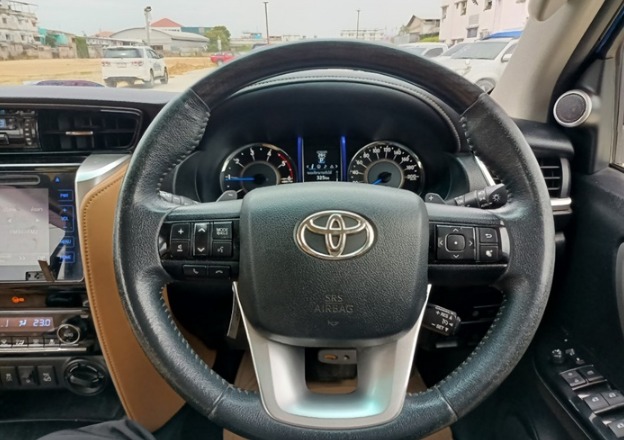 2016 TOYOTA FORTUNER 4WD